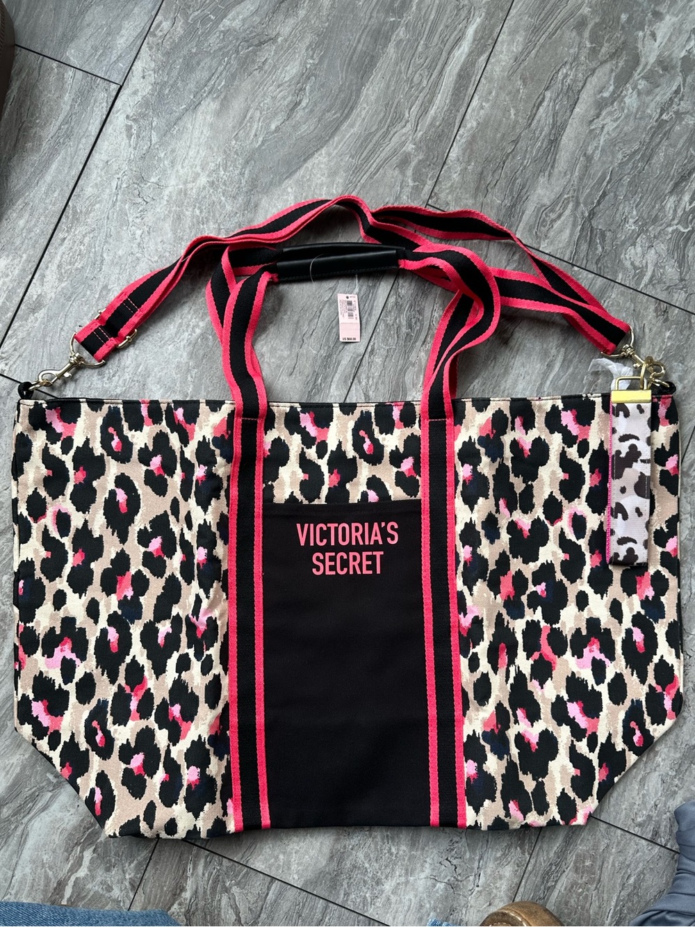 Victoria’s Secret Leopard Weekender Tote Bag Pink Black Travel NWT $68 XL